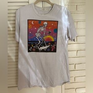 Urban Outfitters (Fanclub) Grateful Dead Skeleton graphic tee
